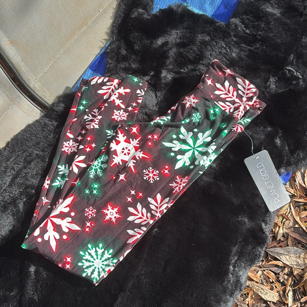 NWT Derek Heart Planet Gold Black Christmas Leggings Snowflakes Red Green White
